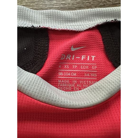 Nike Boys XS (4) Red Dri-FIT Shirt NWT - Picture 3 of 4